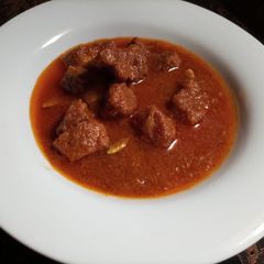 A picture of Beef korma.