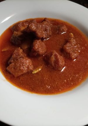 A picture of Beef korma.