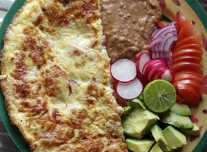Una foto de Huevo torta Norteño (tipo omelette)