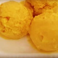 A picture of Mango Ice Cream🍧.