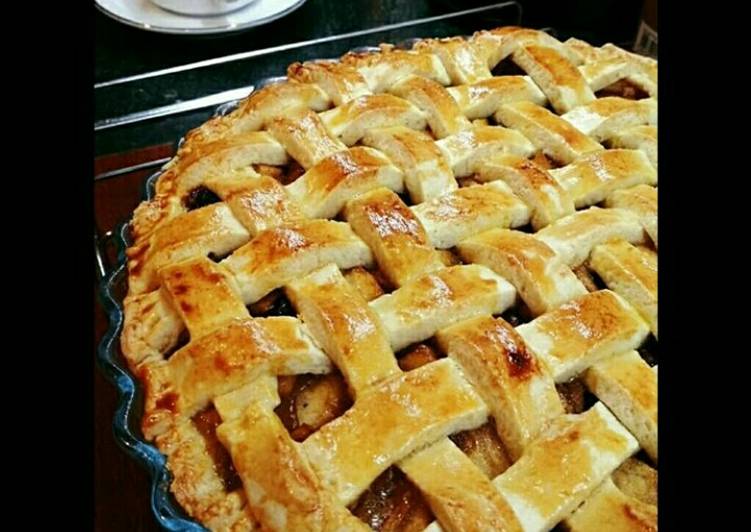 Resep Apple Pie Klasik Renyah dan Enak Anti Gagal