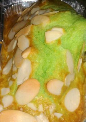 Foto resep Cake pandan tabur almond #flourless n ketofy