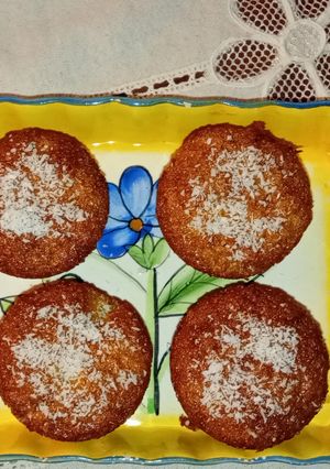 Una foto de Magdalenas suaves de harina de maíz y coco
