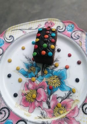 A picture of Colourful Brownie.