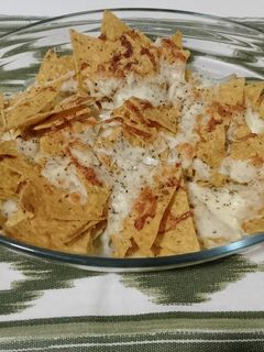 Una foto de Nachos Gratinados con Queso