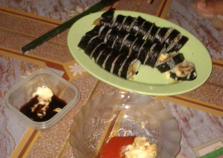 Bagaimana memasak Sushi home made, Enak