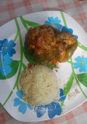 Una foto de Chiles rellenos