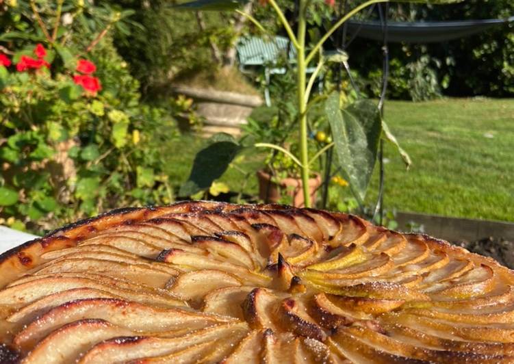 Easy Pear Tart