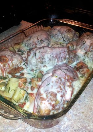 A picture of Heckelmoser Chicken Parmesan.