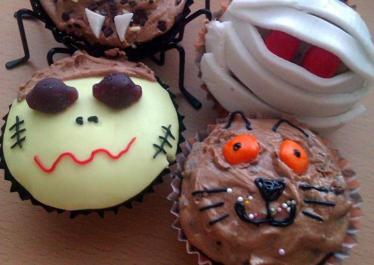 Steps to Prepare Homemade Vickys Halloween Cake Decorating Ideas