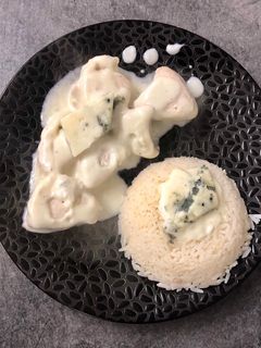 Une photo de Escalope au roquefort