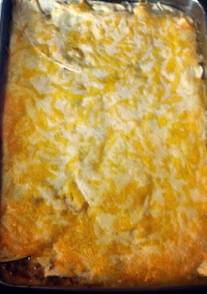 A picture of Burrito Casserole.