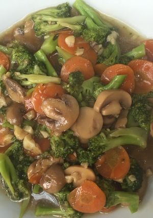 Foto resep Tumis brokoli jamur simple ala chinese food
