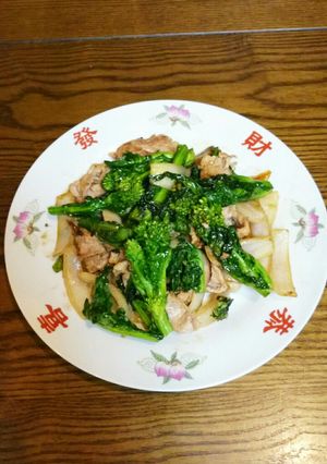 A picture of Stir-Fried Broccoli Rabe and Pork with Garlic Mustard.