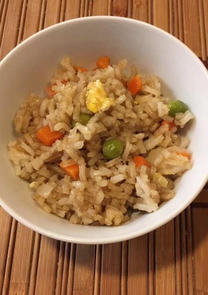 Una foto de Arroz frito tipo hibachi