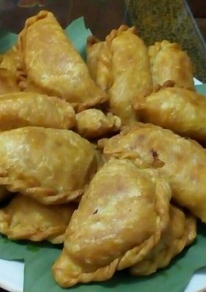 Foto resep Pastel isi ayam, wortel dan kentang