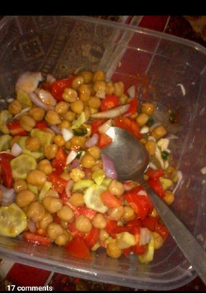 A picture of Chana chat.