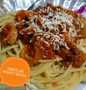 Standar Resep buat 131) spaghetti saos bolognese tabur keju yang lezat