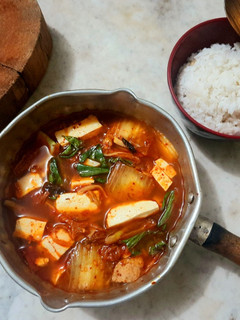 Foto resep Kimchi jjigae (Sup Kimchi)