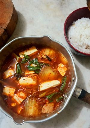 Foto resep Kimchi jjigae (Sup Kimchi)