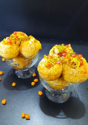 दही पूरी (dahi puri recipe in hindi) रेसिपी मुख्य फोटो