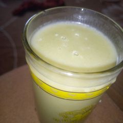 Pear 🍐 juice A picture of Pear 🍐 juice.