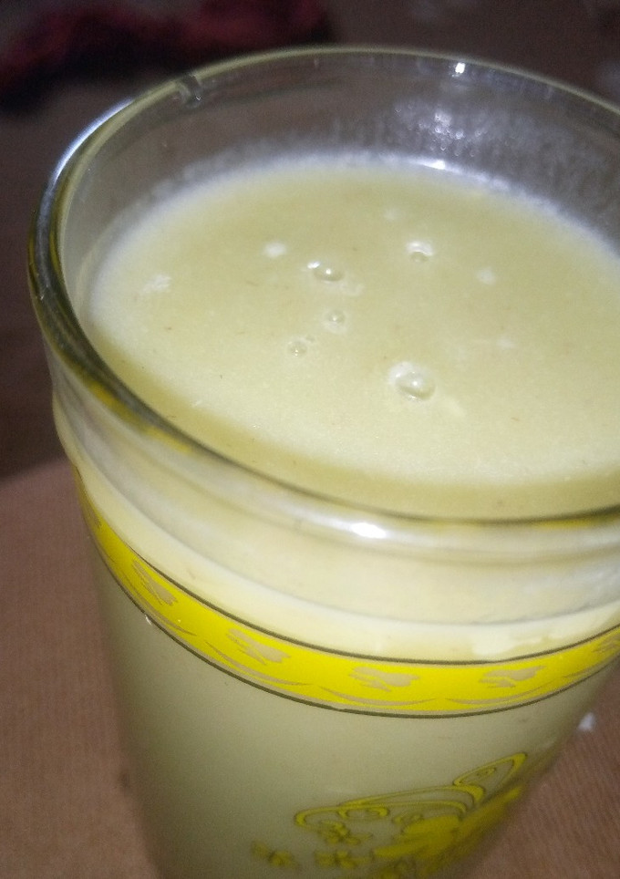 A picture of Pear 🍐 juice.