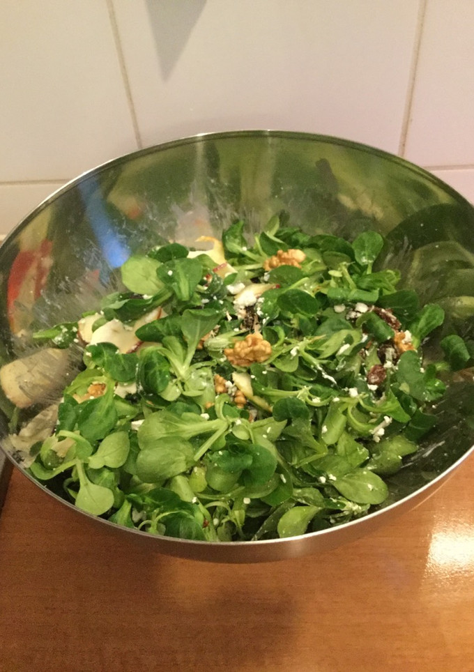Una foto de Ensalada con nueces