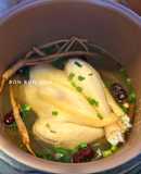 Gà Hầm Sâm Hàn Quốc