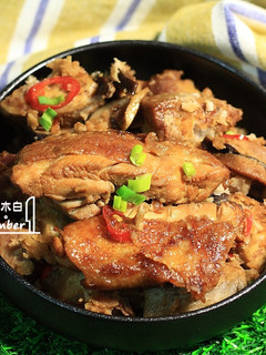 芋頭燒雞 的食譜成品照片