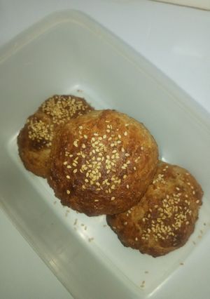 A picture of Brown Buns.