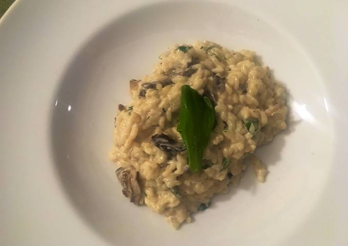 Bärlauch-Pilz-Risotto mit Ricotta