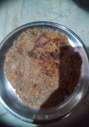 कुट्टू का पराठा (Kuttu ka paratha recipe in hindi) रेसिपी मुख्य फोटो