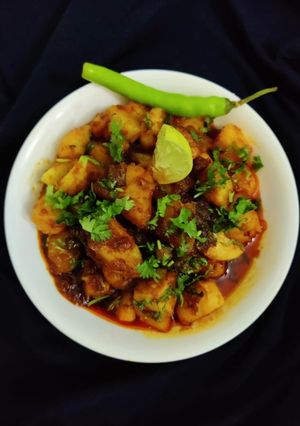 બટાકા ની સુકી ભાજી રેસીપી મુખ્ય ફોટો