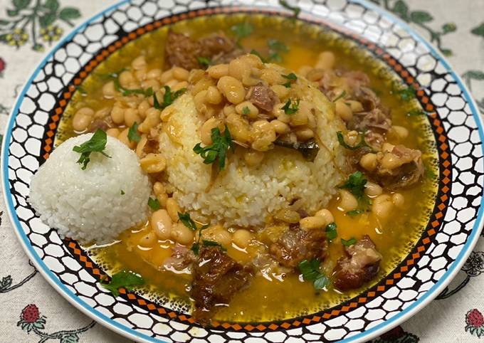 Simple Way to Make Speedy Beans and Rice w/ Smoked Turkey Wings