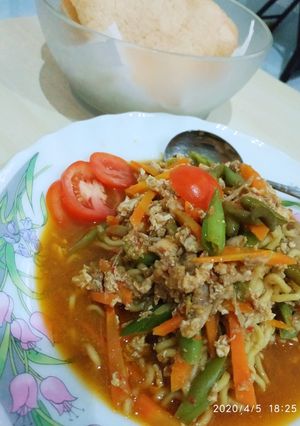 Foto resep Mie Nyemek Ayam Telur