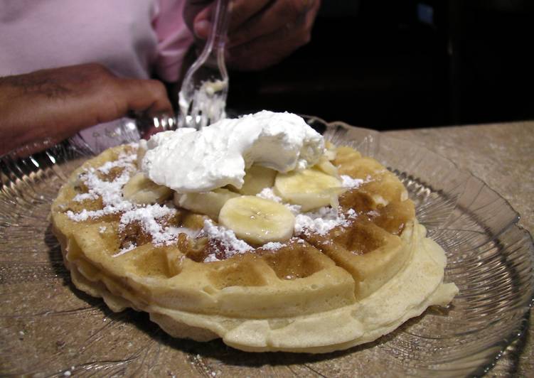 Steps to Make Speedy ButterMilk Waffles