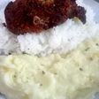 Puré con carne apanada