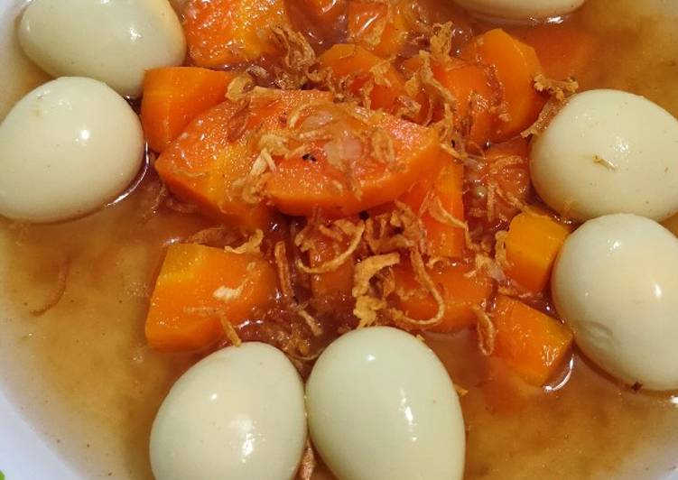 Langkah Mudah untuk Menyiapkan Sup telur puyuh dan wortel yang Sempurna