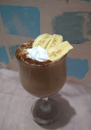A picture of Banana pudding shake😋.