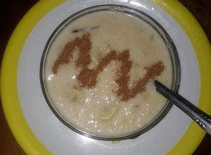 Una foto de Avena con banana😋....🇸🇻