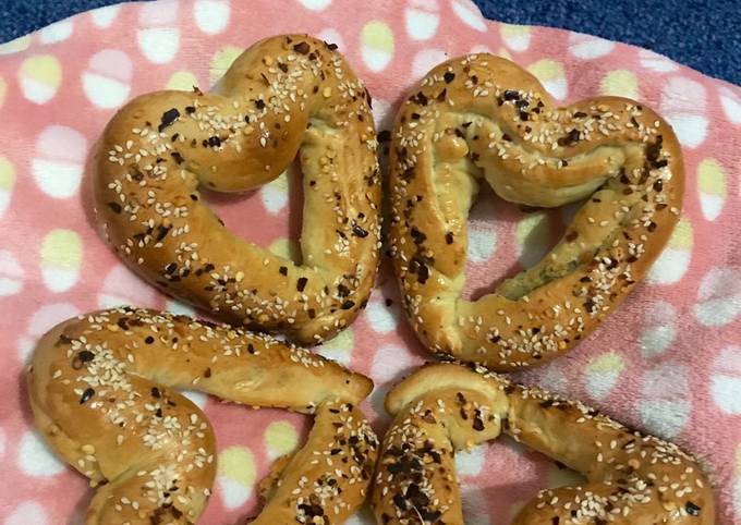 How to Prepare Perfect Heart shape cheese stuffed bread (Valentine’s Day special)