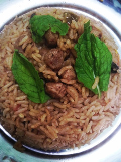 சோயா பிரியாணி (Soya biryani recipe in tamil) செய்முறை முக்கிய புகைப்படம்