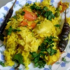 A picture of Dalkhichdi with mix vegs.