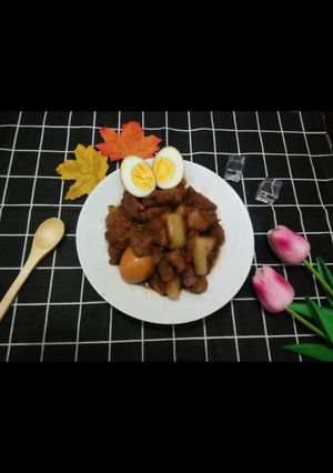 Hình của món Món thịt kho trứng gà.