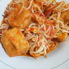 รูปของ Tahu toge sambal tomat
