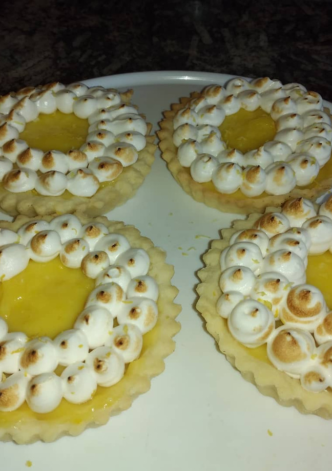 Una foto de Minis lemon pie