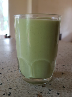 A picture of Banana Avacado milkshake.