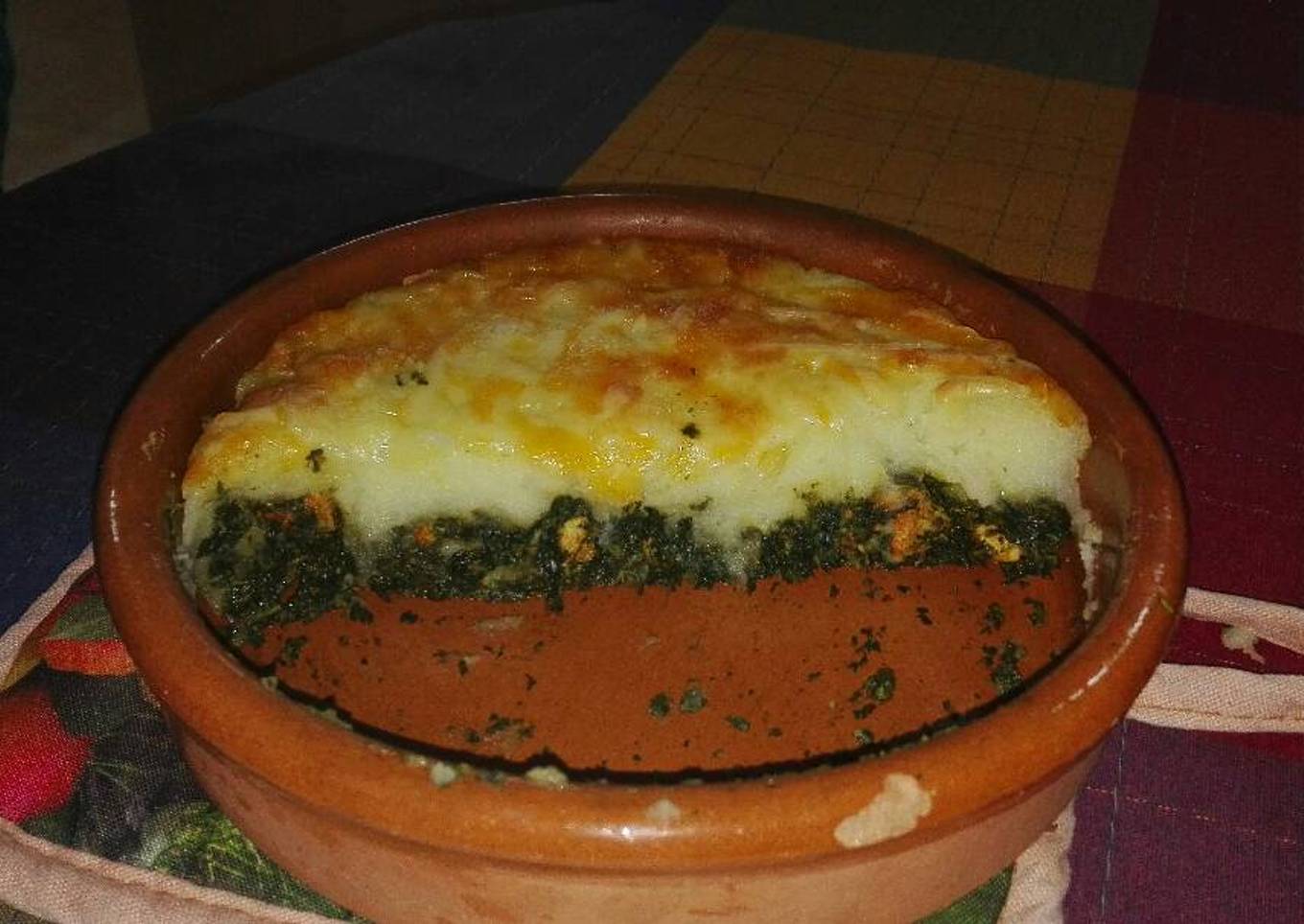 Pastel de espinacas, pollo y patata