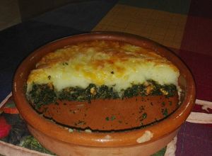 Foto principal de Pastel de espinacas, pollo y patata
